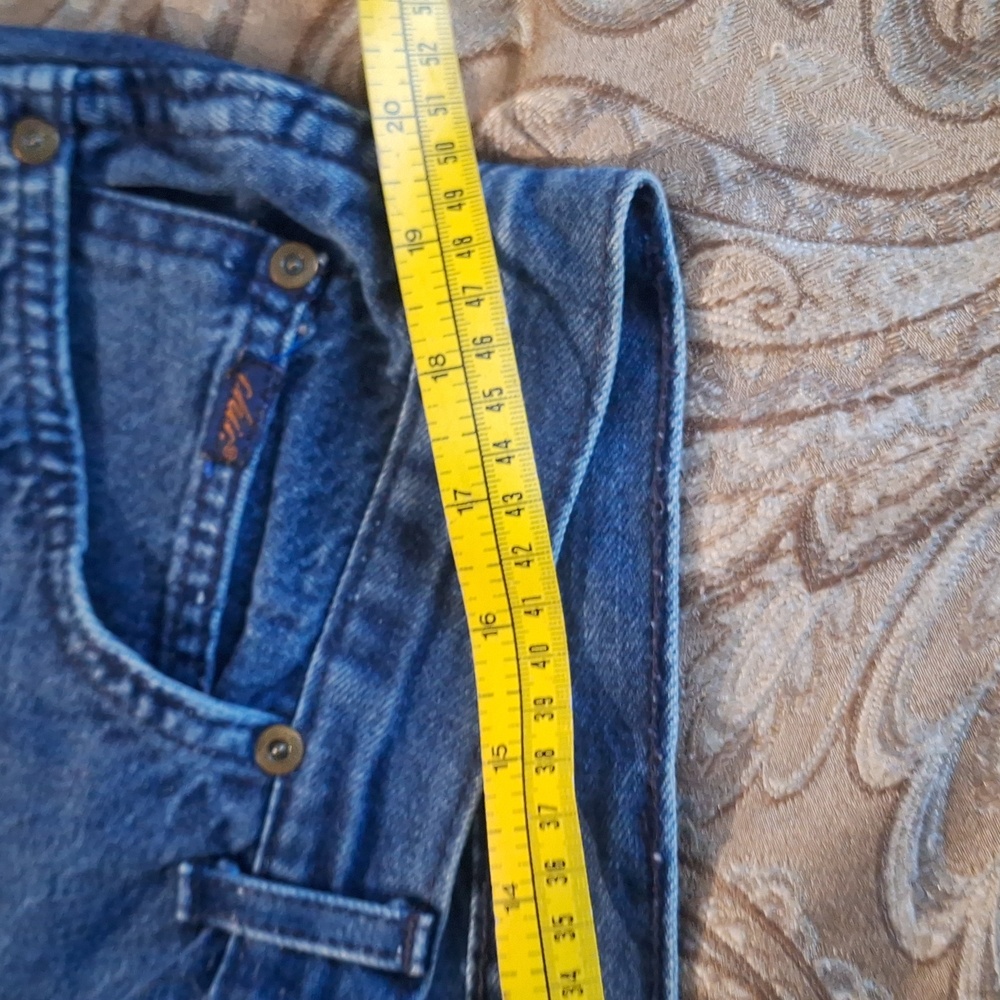 Jeans - Picture 8 of 8